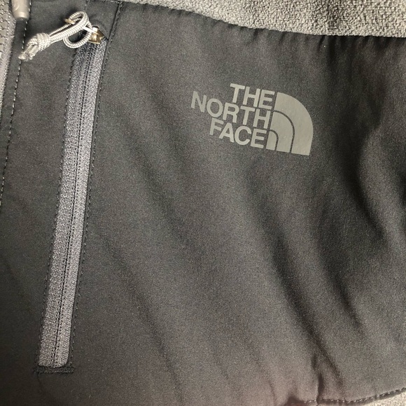 Men’s North Face Jacket - Picture 2 of 4